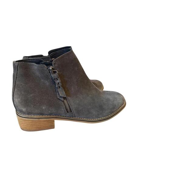 Blondo Liam Suede Waterproof Ankle Bootie Size 10 Gray Chelsea Double Zip  NWOT - Picture 4 of 5